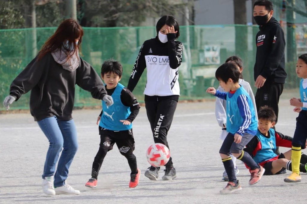 親子サッカー午前の部っ!! 東スポーツセンター少年サッカークラブ 親子サッカー午前の部っ!! 東スポーツセンター少年サッカークラブ
